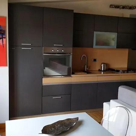 Appartamento Nolo93-quiet Design Attic In Nolo, Metro In Front, 10 Min Duomo Milano