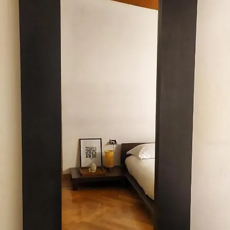 Nolo93 Attic Right In Front Of The Metro Station To Duomo * מילאנו