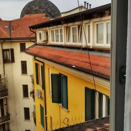 דירה Nolo93 Attic Right In Front Of The Metro Station To Duomo